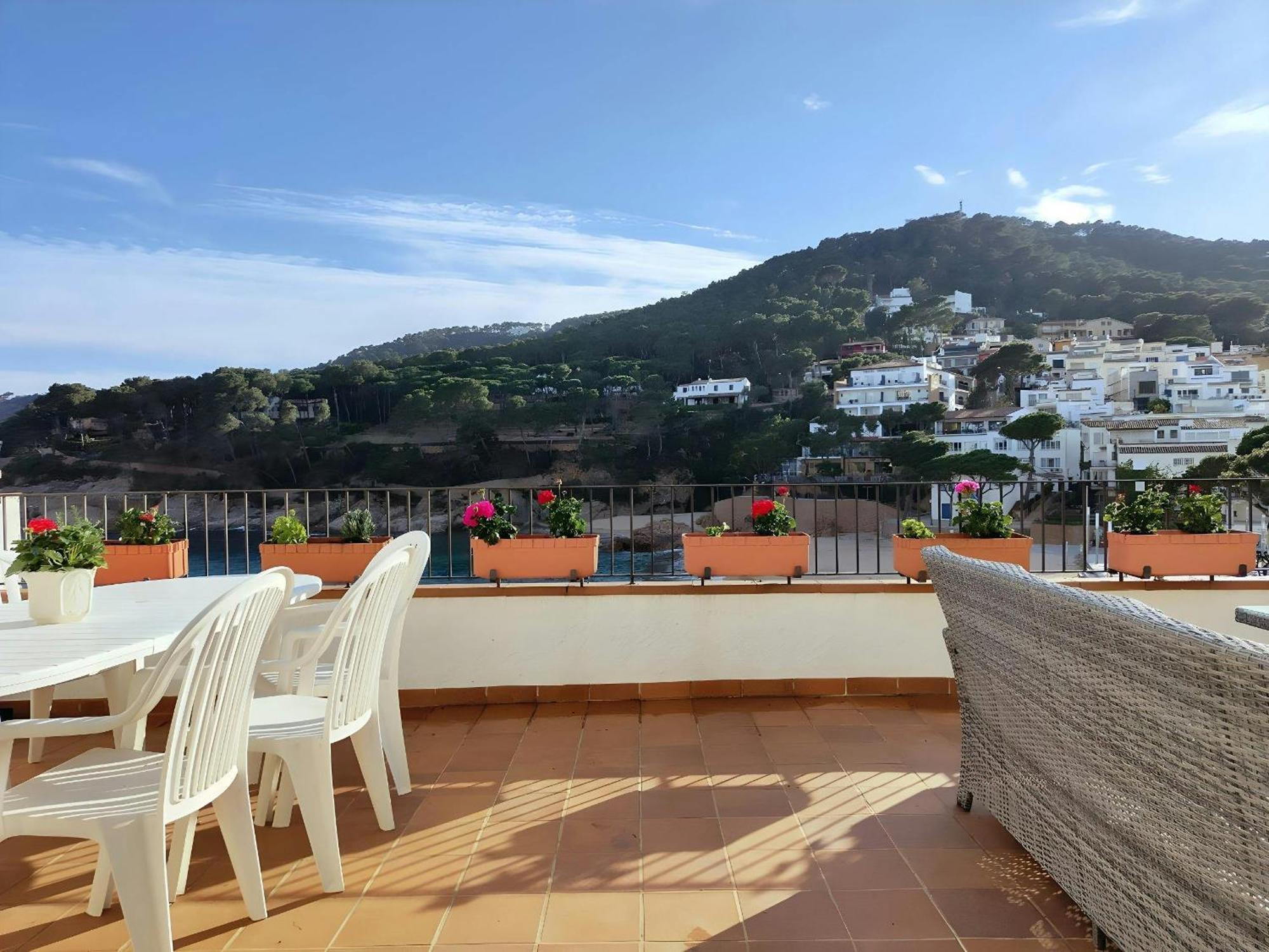 Апартаменти Tamariu Platja - Penthouse On Passeig Del Mar. Екстер'єр фото