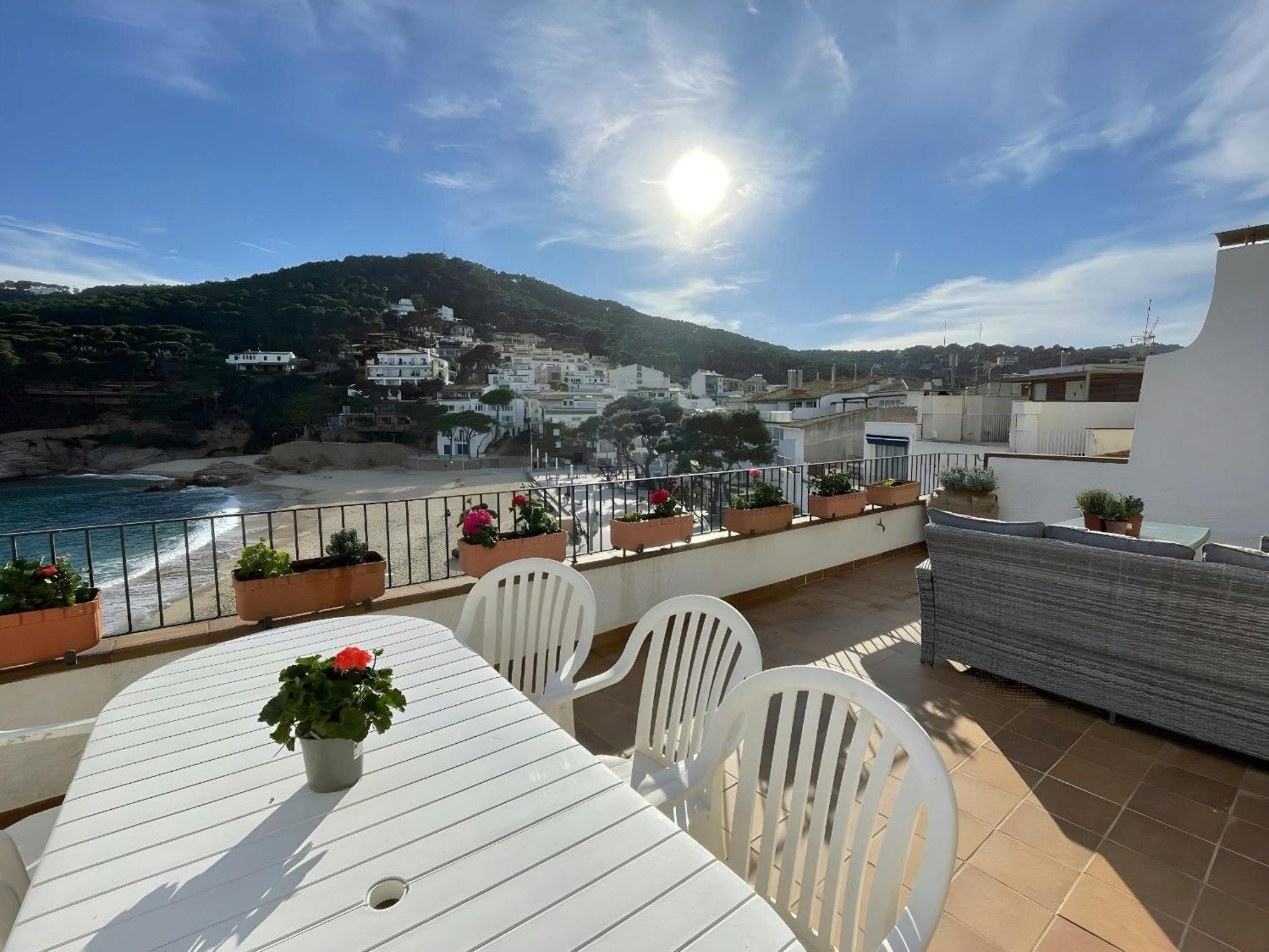 Апартаменти Tamariu Platja - Penthouse On Passeig Del Mar. Екстер'єр фото